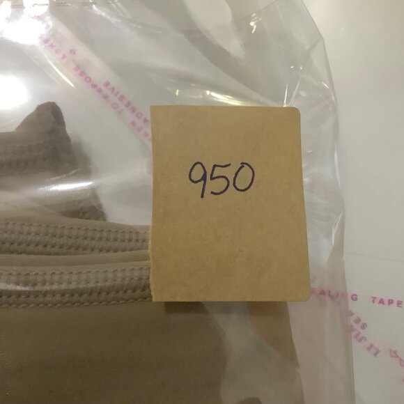 Spanx Shapewear Tank Top Women Sz Large Neutral Beige Sleeveless Smoothing - Picture 6 of 6